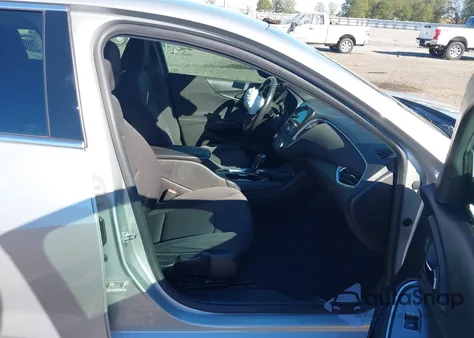 2018 Chevrolet Malibu Lt z USA, uszkodzony, nr VIN 1G1ZD5ST5JF293126